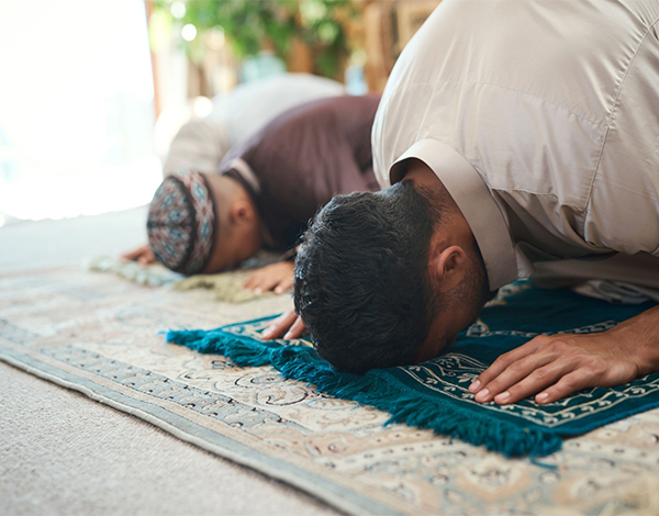 أحكام فقه الصلاة في الإسلام