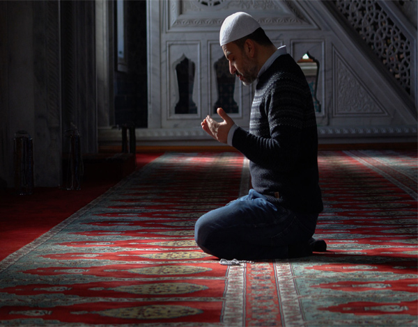 حكم قصر الصلاة أثناء السفر